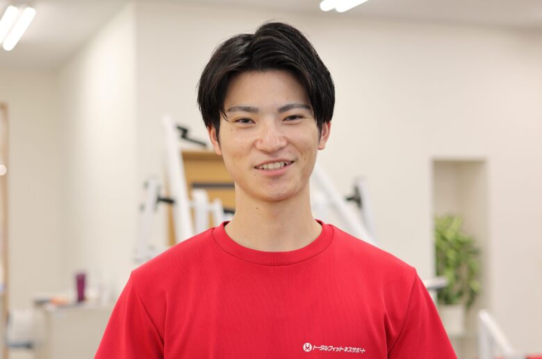 パーソナルトレーナー森咲真の顔写真