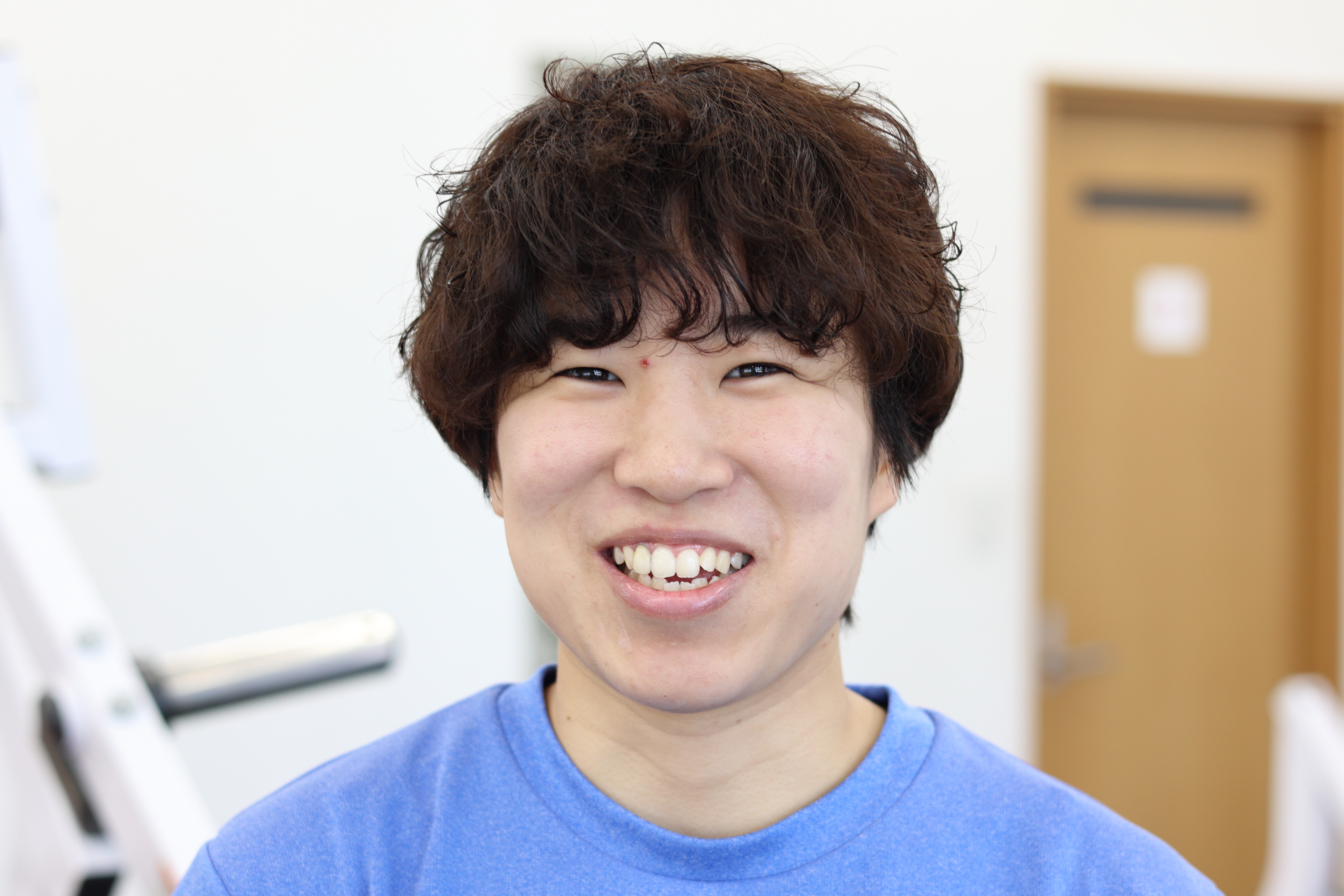 パーソナルトレーナー川元侑里の顔写真